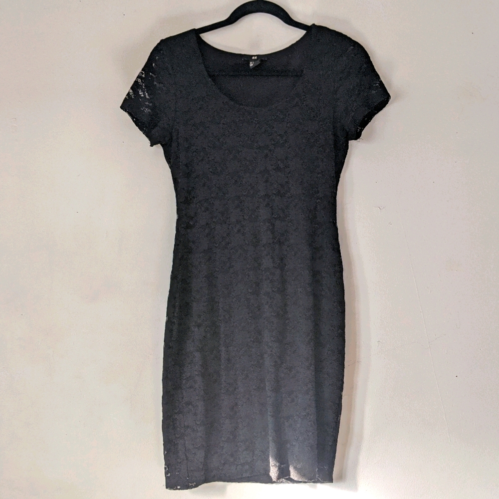 Black floral lace bodycon dress